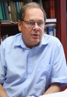   Prof. Andras Erdohelyi